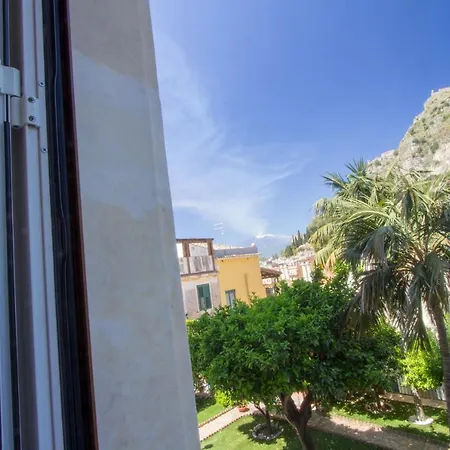 Valverde E Bed & Breakfast